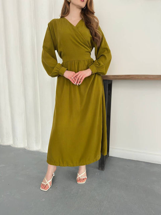 Fustan i gjate me xhepa dhe lidhëse tek beli